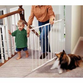 Safeway Wall Mounted Pet Gate (Color: White, size: 24.75" - 43.5" x 30.5")